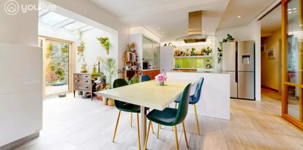Maison familiale de 229 m² habitables – 5 chambres, bureau, espace indépendant et jardin paysager