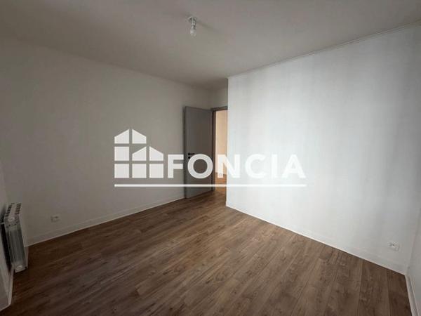 Location Appartement 3 pièces 83.32 m² - 1 RUE DES MARECHAUX Mulhouse 68100