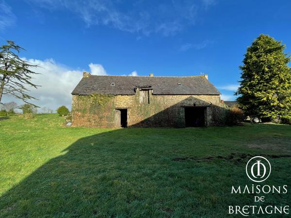 29380 BANNALEC Corps de ferme avec dépendances et hangar à rénover