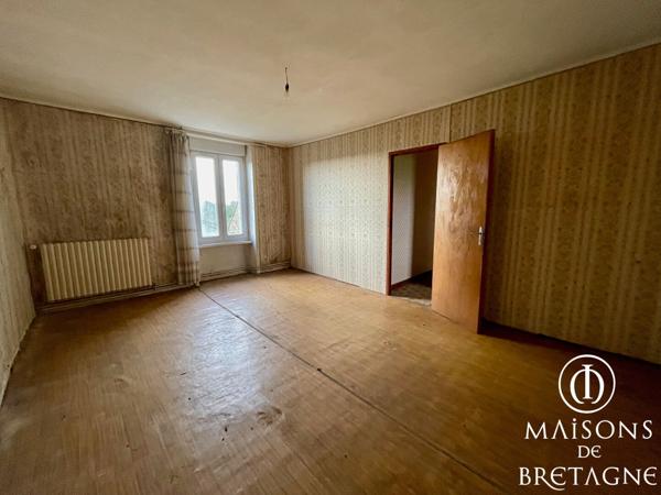 29380 BANNALEC Corps de ferme avec dépendances et hangar à rénover