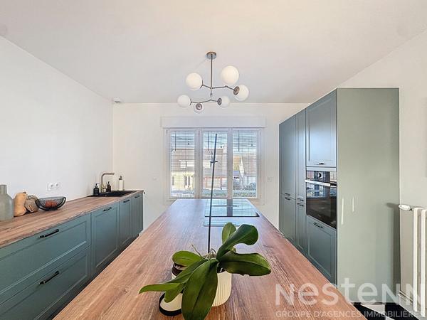 Maison rénovée des années 40, 3 chambres, garage. - Hennebont, Parc de Kerbihan