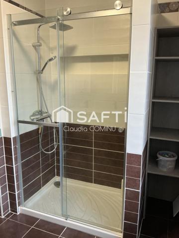 Appartement F4, d'environ 117 m2, avec terrasse, parking et cave