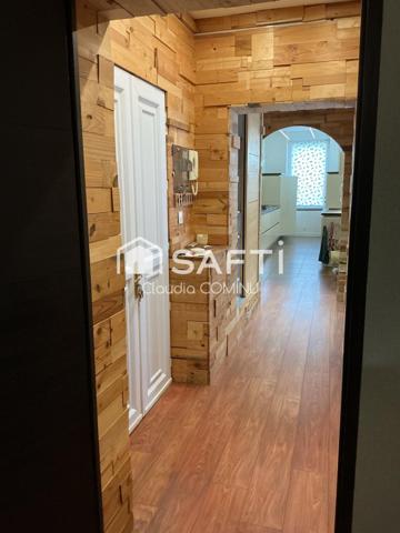 Appartement F4, d'environ 117 m2, avec terrasse, parking et cave