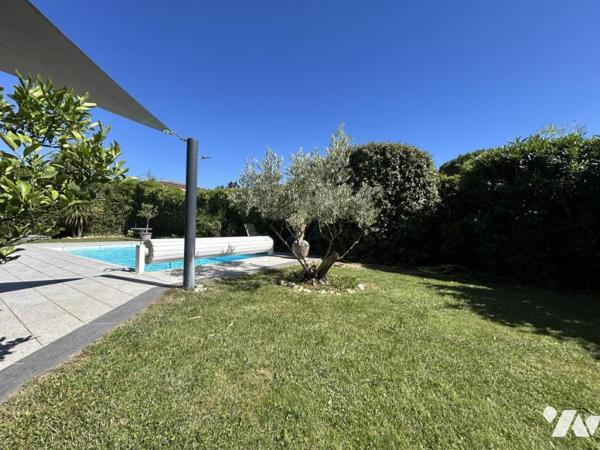 Montélimar, maison de pp, 114m2 hab, parcelle 837m2 avec piscine.
