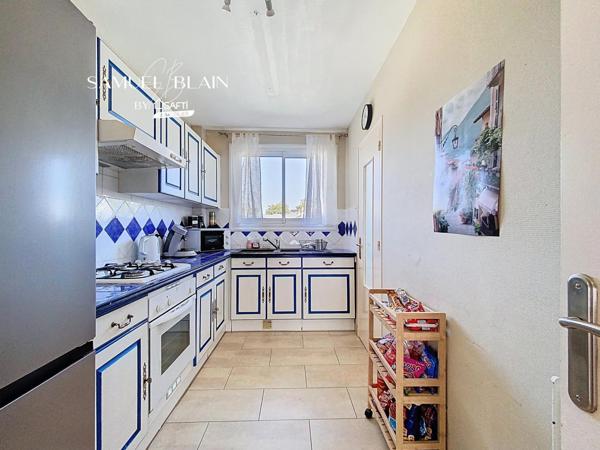 Bel appartement T4, nouveauté, entièrement rénové, libre d'habitation, loué meublé en courte durée