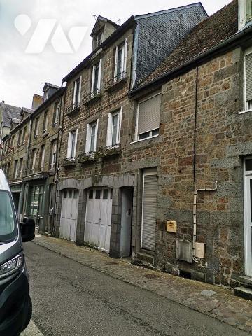 LA FERTE MACE: Centre ville maison en pierres 3 chambres, garage