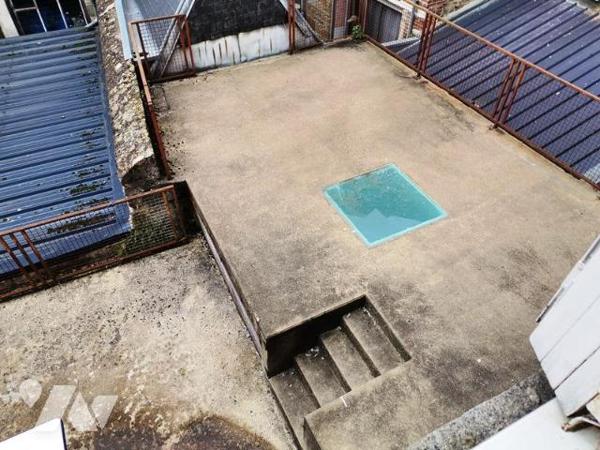 LA FERTE MACE: Centre ville maison en pierres 3 chambres, garage