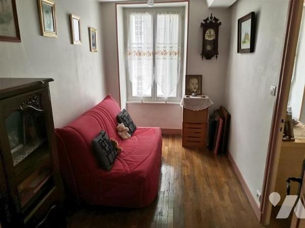 LA FERTE MACE: Centre ville maison en pierres 3 chambres, garage