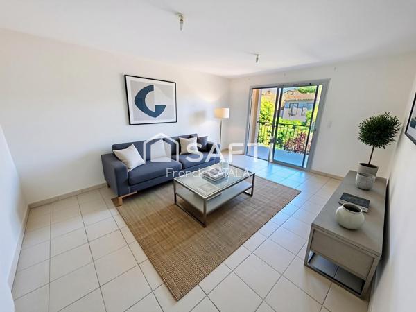 Du charme pour cet appartement traversant