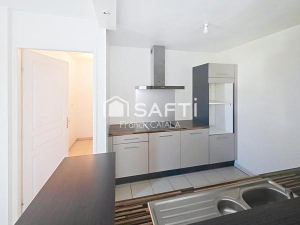Du charme pour cet appartement traversant