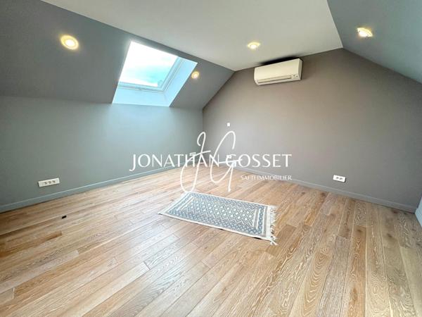 Verneuil-Sur-Seine: Maison 7pcs de 138m2 avec sous sol total et magnifique jardin