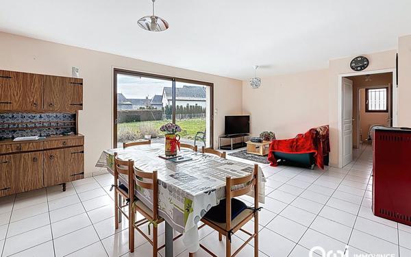 Maison à vendre    3 pièces •  Neuvéglise