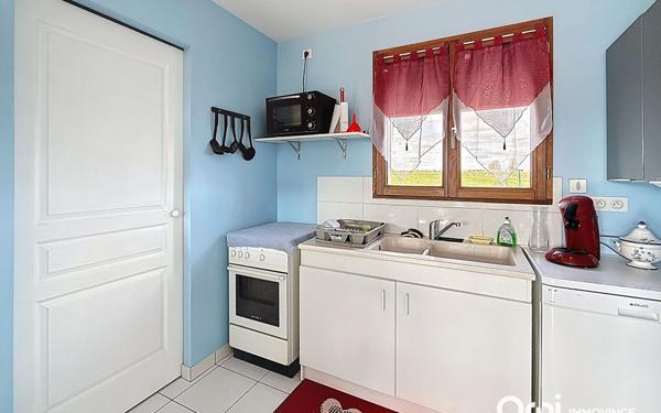 Maison à vendre    3 pièces •  Neuvéglise