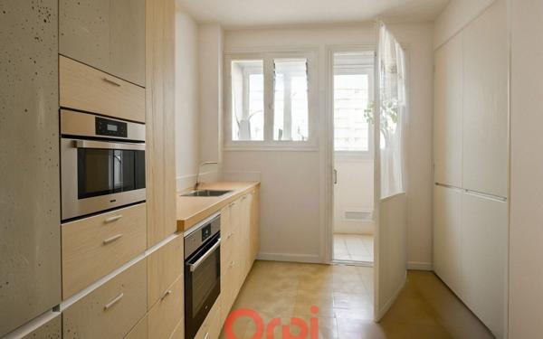 Appartement à vendre    4 pièces • 67,40 m2 Lyon 3