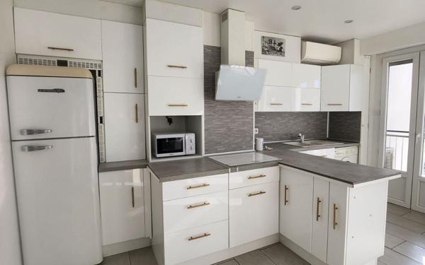 Appartement à louer    1 pièce •  Nice