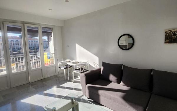 Appartement à louer    1 pièce •  Nice