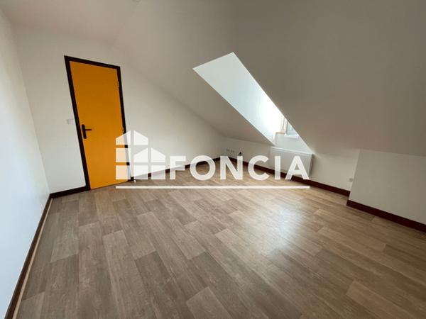 Location Appartement 2 pièces 22.54 m² - 11 RUE FEBVOTTE Tours 37000