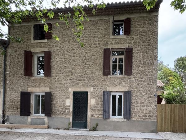 Appartement
         4 pièces
        - 110 m² 248 000 € *
