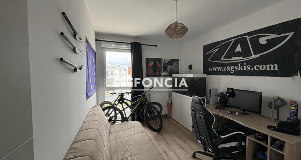 À vendre Appartement 3 pièces 70.4 m² - Saint-égrève 38120