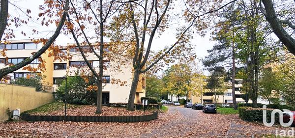 Location appartement 3 pièces 68 m² Massy