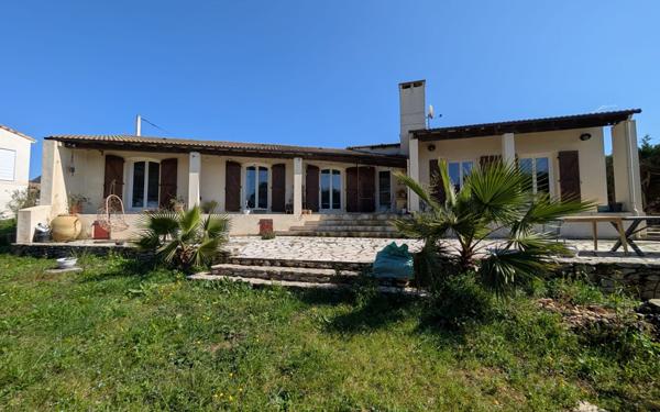 Maison à vendre    5 pièces • 126,53 m2 Montfrin