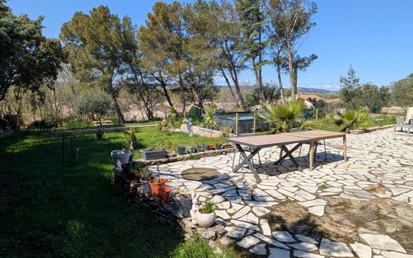 Maison à vendre    5 pièces • 126,53 m2 Montfrin