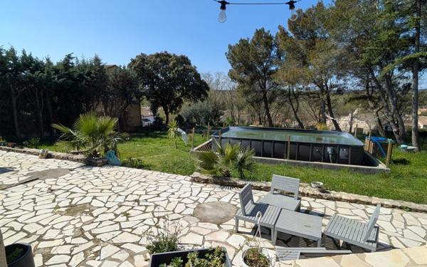 Maison à vendre    5 pièces • 126,53 m2 Montfrin