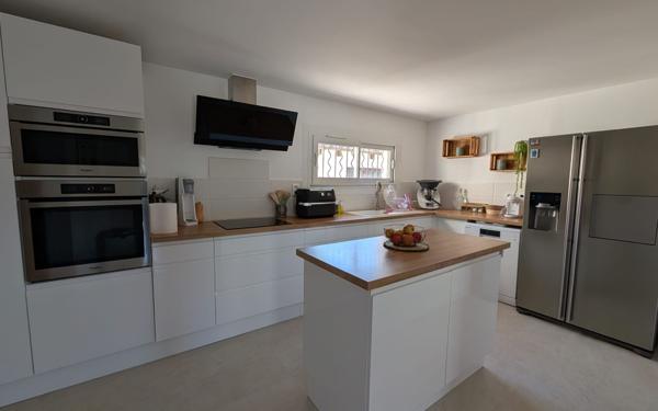 Maison à vendre    5 pièces • 126,53 m2 Montfrin