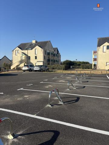 JINVESTY IMMOBILIER - PLACES DE PARKING PRIVATIVES A PLOEMEUR