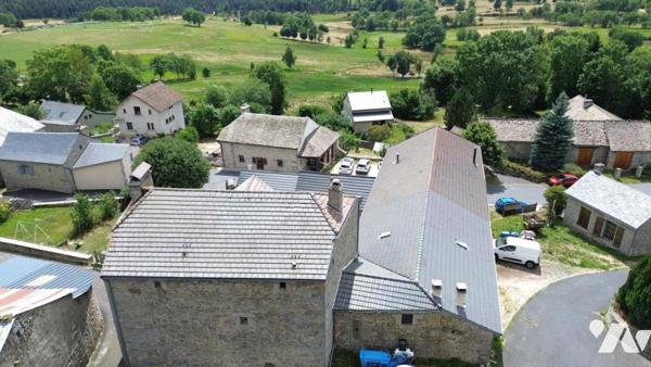 A VENDRE MAISON A LAJO ET GITE & CHAMBRES D'HOTES 