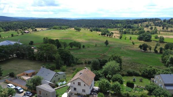 A VENDRE MAISON A LAJO ET GITE & CHAMBRES D'HOTES 