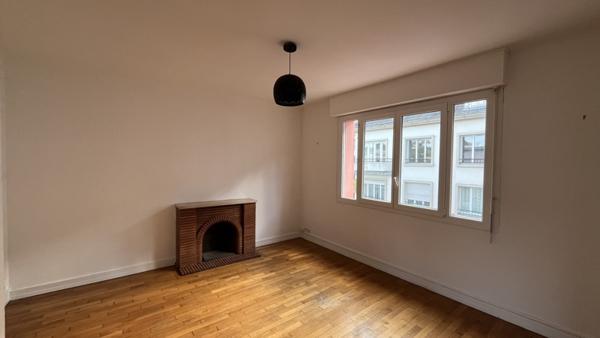 Appartement à louer 720 € CC Lorient 3 p 53 m² DPE D