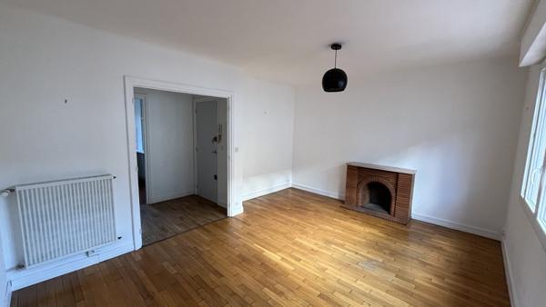 Appartement à louer 720 € CC Lorient 3 p 53 m² DPE D