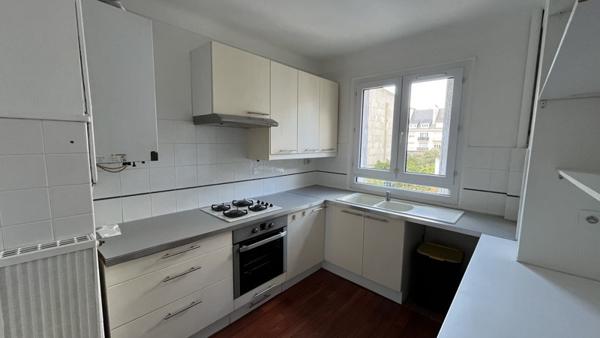 Appartement à louer 720 € CC Lorient 3 p 53 m² DPE D