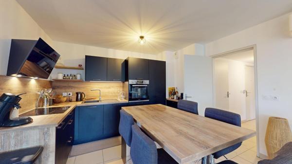 Appartement T3 en rez-de-chaussée avec terrasse et jardin privatif