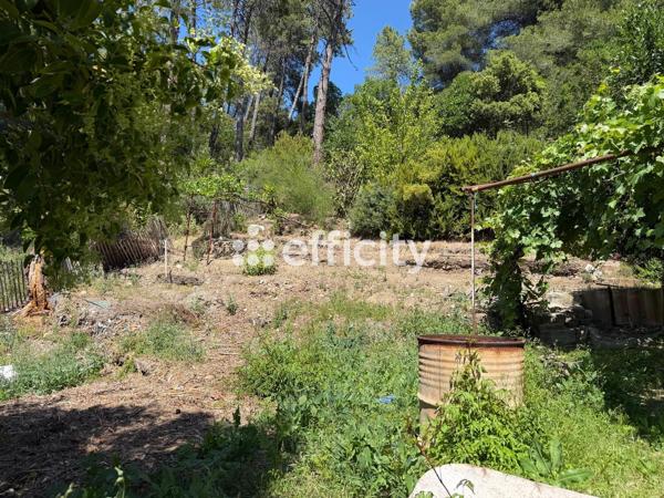Maison
         6 pièces
        - 159 m² Bien prestige 450 000 € *