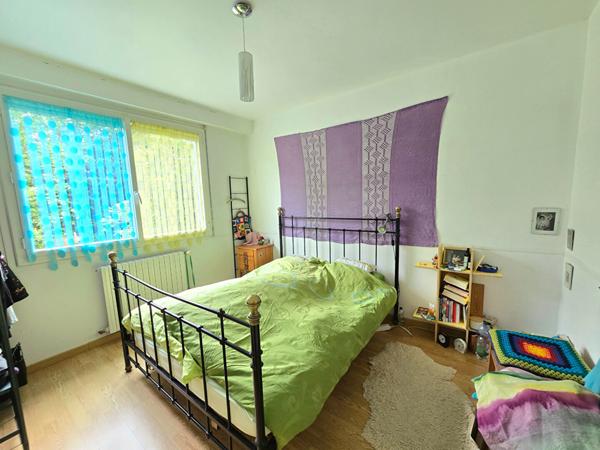 Grande maison avec dépendances et grand garage à vendre à Nantes Bords de Sèvres