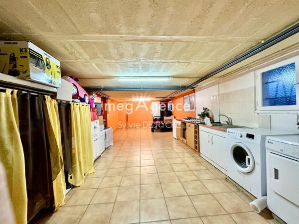 Maison à PARON, 89100 - 5 pièces 138m²