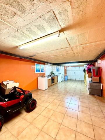 Maison à PARON, 89100 - 5 pièces 138m²