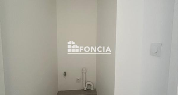À vendre Appartement 4 pièces 84 m² - Rillieux-la-pape 69140