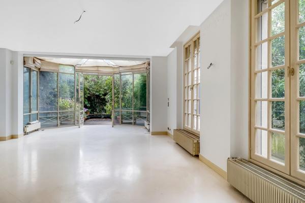 BIEN RARE : Élégante Maison de 150 m² dans une Impasse Privée à Neuilly-Sur-Seine