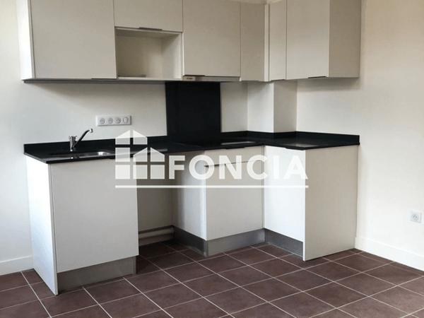 Location Appartement 3 pièces 59.56 m² - BEGUINAGE ST VAAST & ST NICOLAS - 22 RUE DES ANGLAISES PORTE A3 Cambrai 59400