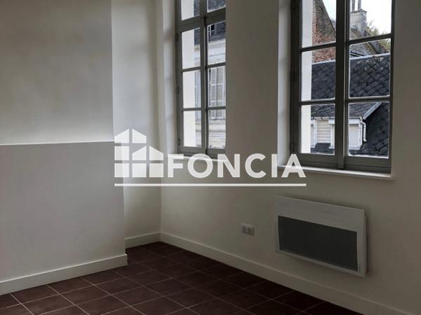 Location Appartement 3 pièces 59.56 m² - BEGUINAGE ST VAAST & ST NICOLAS - 22 RUE DES ANGLAISES PORTE A3 Cambrai 59400