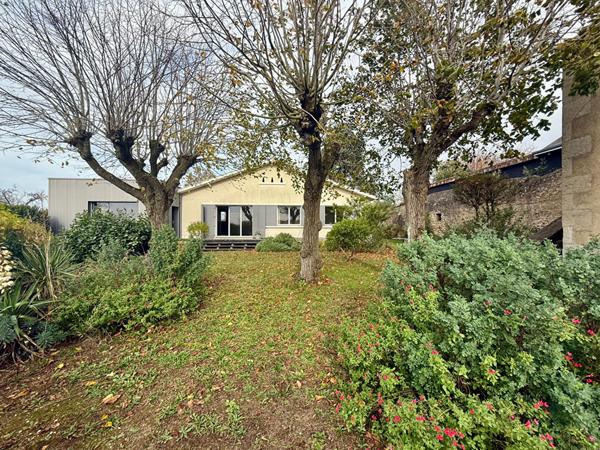 LA VILLE DE POITIERS A VOS PIEDS...