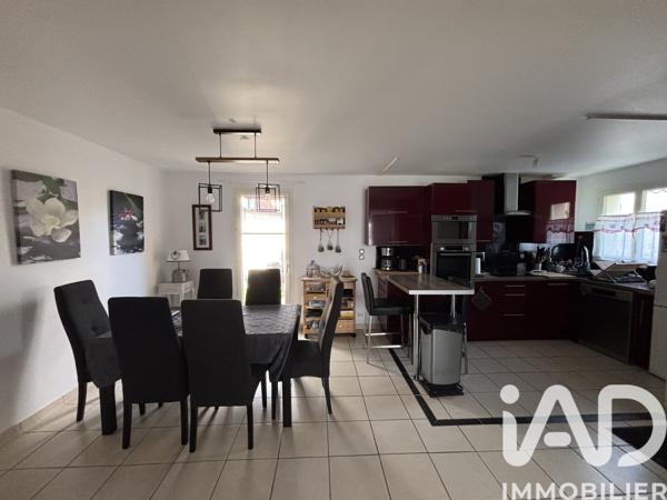 Maison à vendre 6 pièces 127 m² Courville-sur-Eure