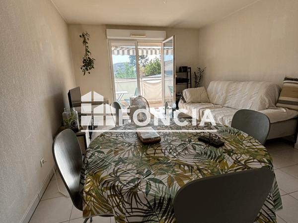 Location Appartement 2 pièces 41.26 m² - 33 AVENUE ESPRIT ARMANDO La Seyne Sur Mer 83500
