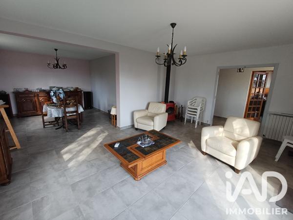 Maison à vendre 7 pièces 158 m² Vogüé