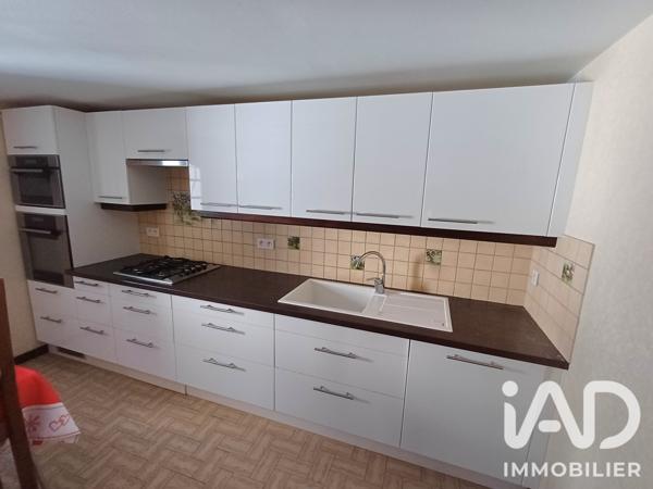 Maison à vendre 7 pièces 158 m² Vogüé