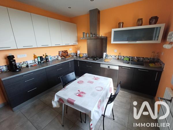 Maison à vendre 7 pièces 158 m² Vogüé