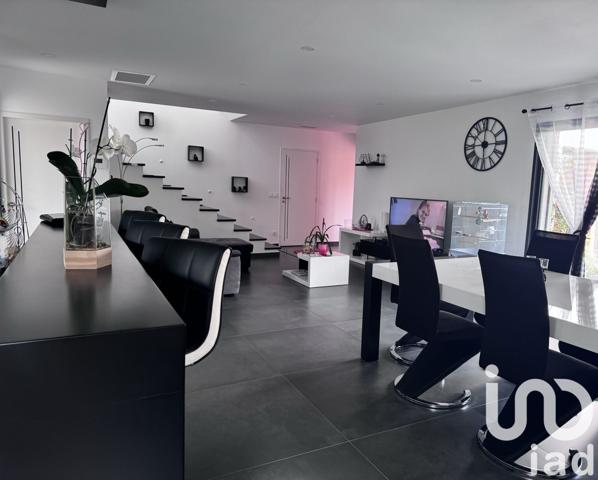 Maison à vendre 4 pièces 140 m² Saint-André-de-Sangonis